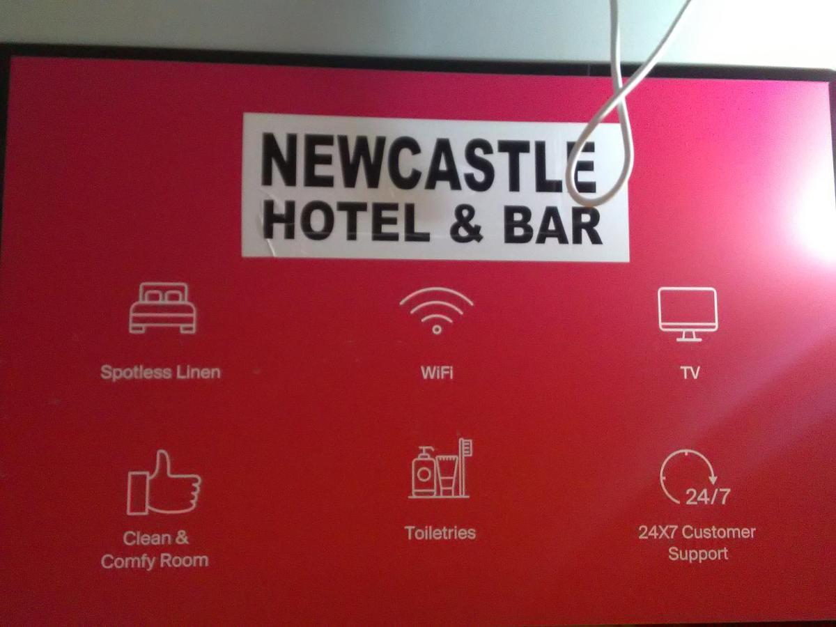 Newcastle West Hotel & Bar Esterno foto